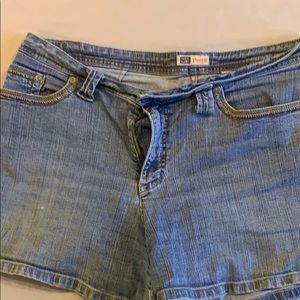 Faded glory  stretch shorts  size 14